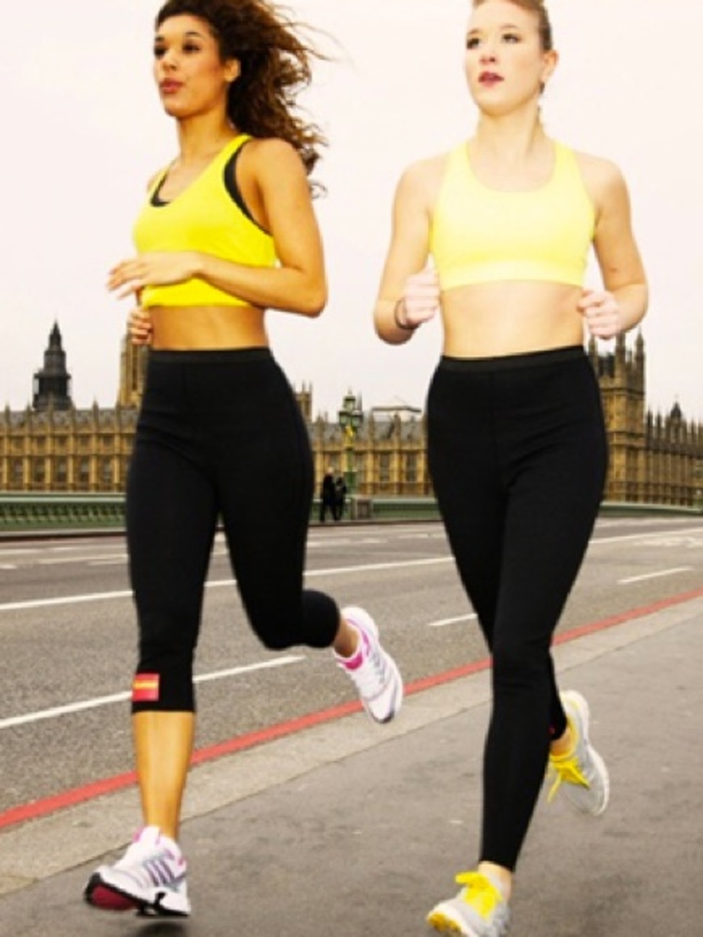 Zaggora Capri Flare Neoprene Hot Pants size M